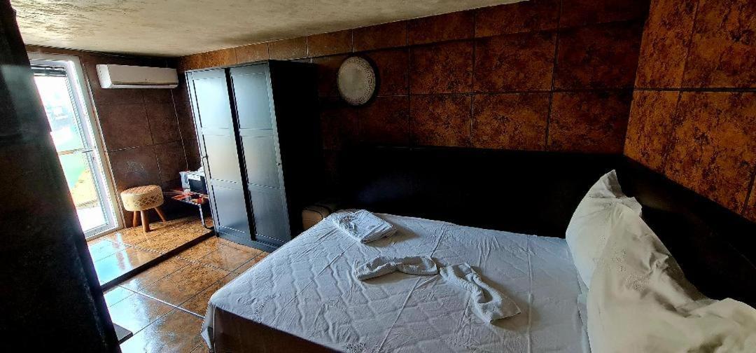 Lazy Lounge Apartments Μανγκάλια Εξωτερικό φωτογραφία